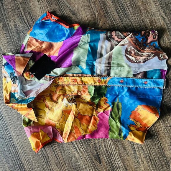 Jane Doe Woman's Goth EMO Punk New Wave Button Shirt MEDIUM NWT's - Picture 4 of 4